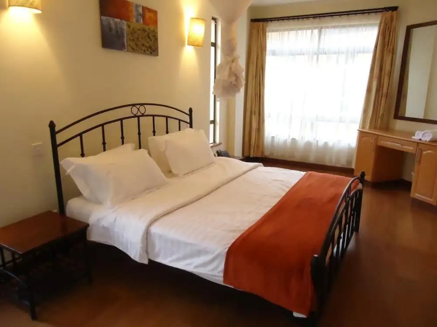 Cerenata Gardens Suites