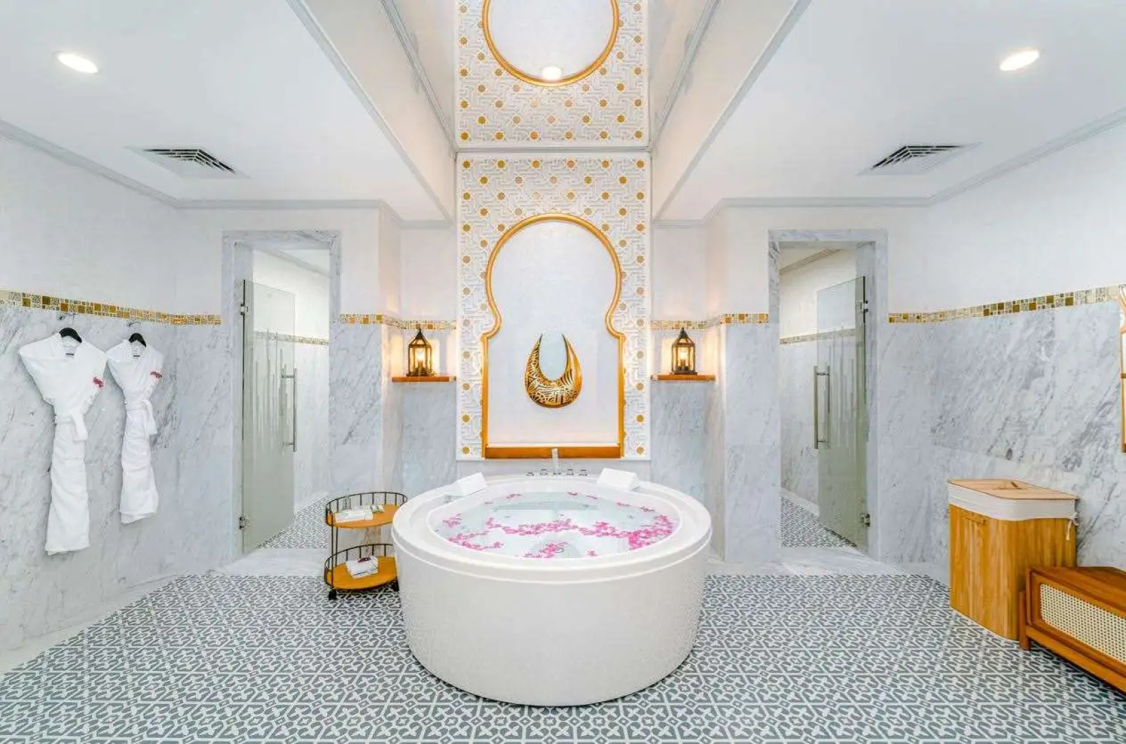 The Signature Collection by Hideaway