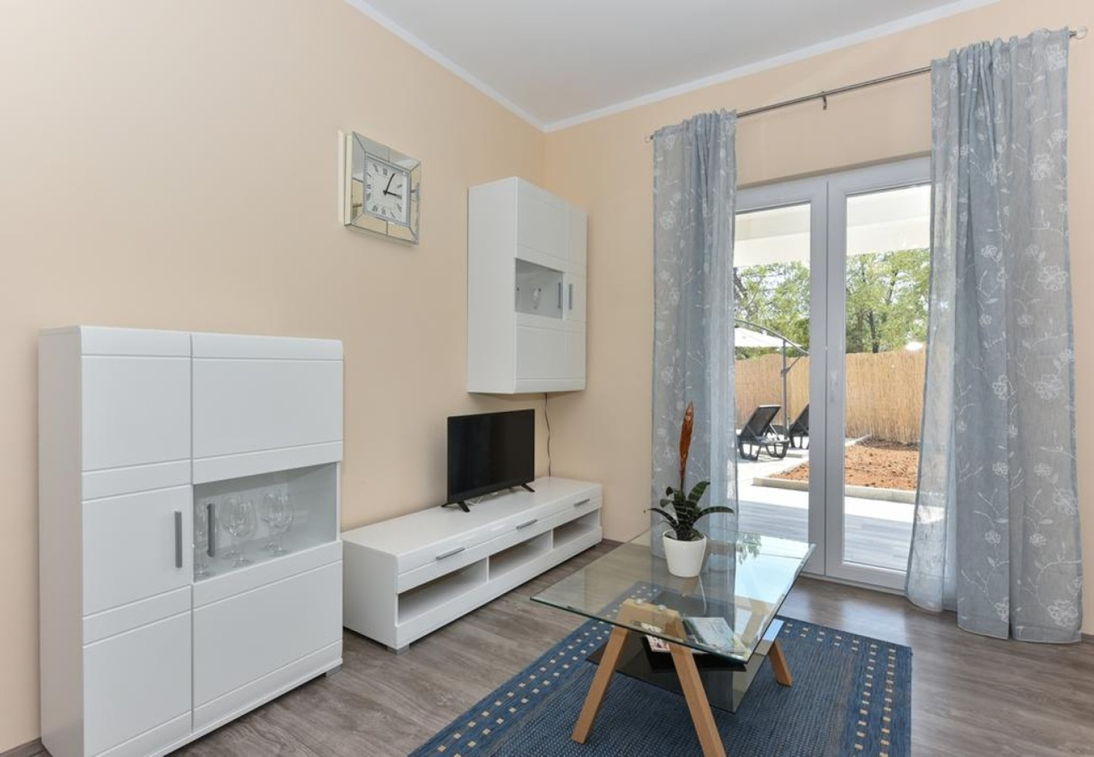 Holiday house Ani 1 - with pool : Privlaka, Zadar riviera