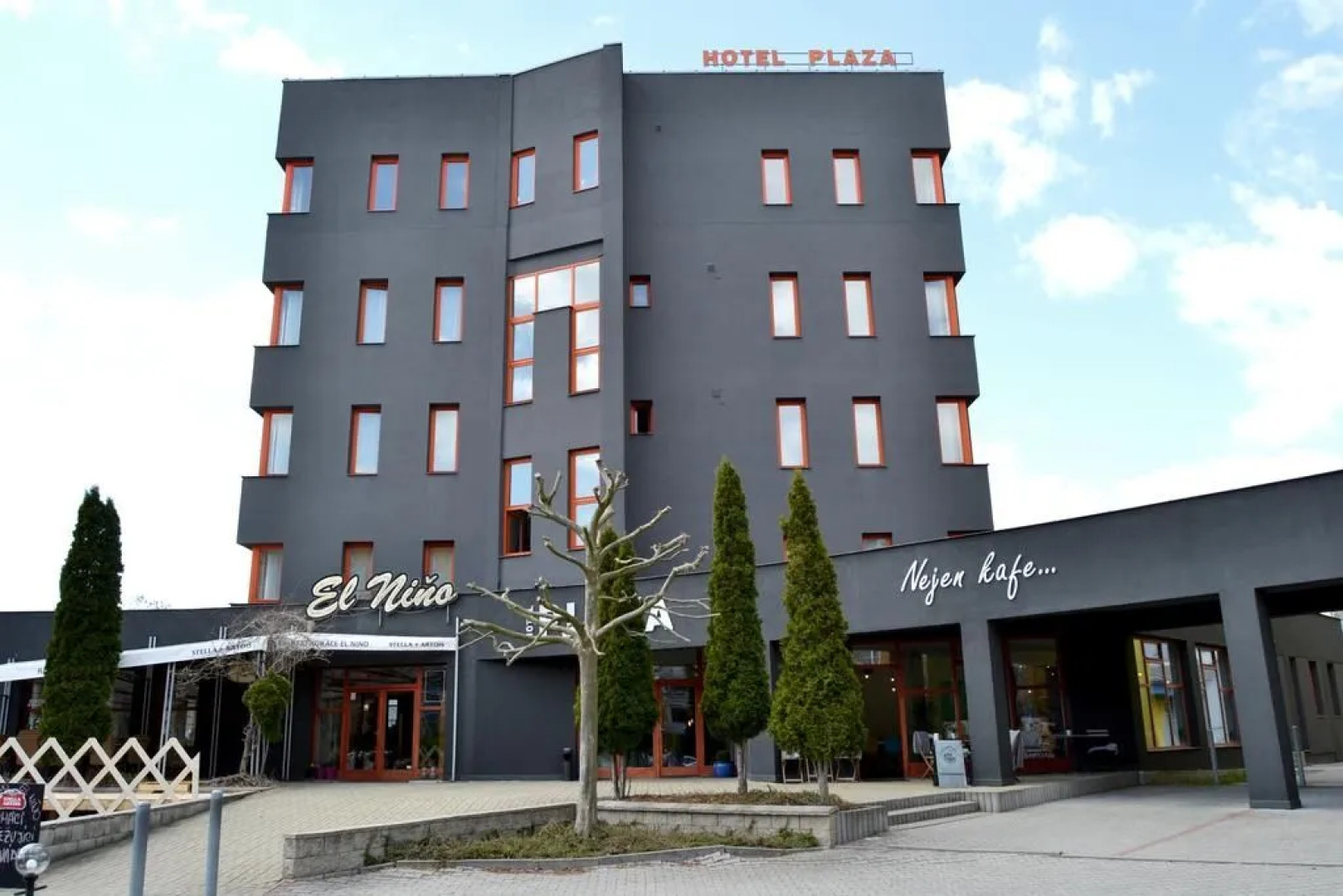 Hotel Plaza