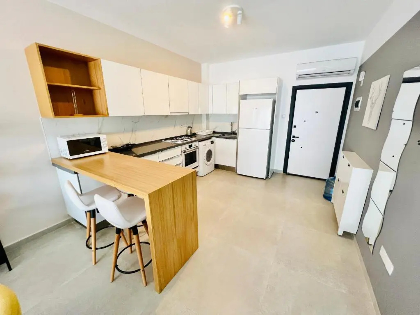 Apartamenty 2+1 v Caesar Blue Iona