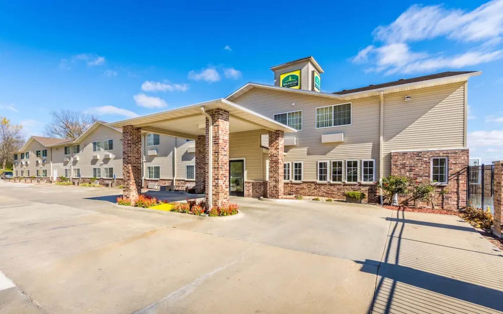 Wamego Inn And Suites