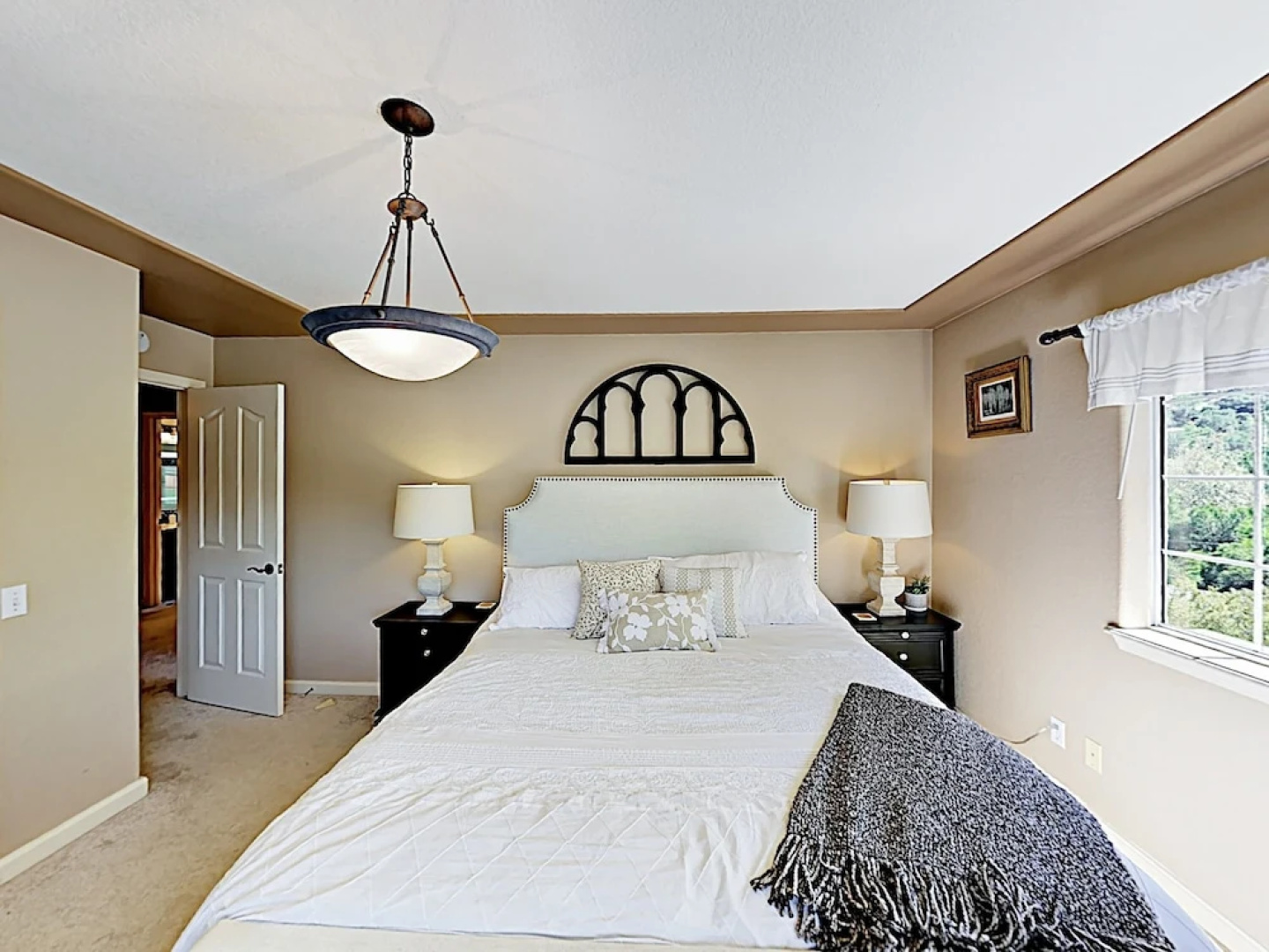 11750 Atascadero - 5 Br Home