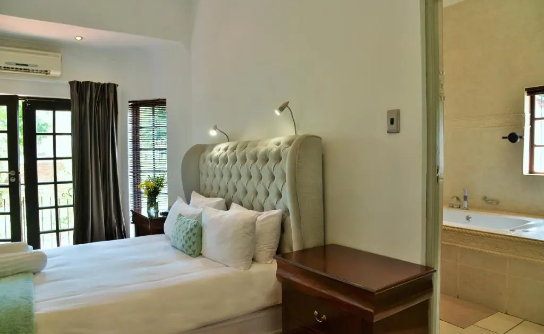 Indlovukazi Guesthouse