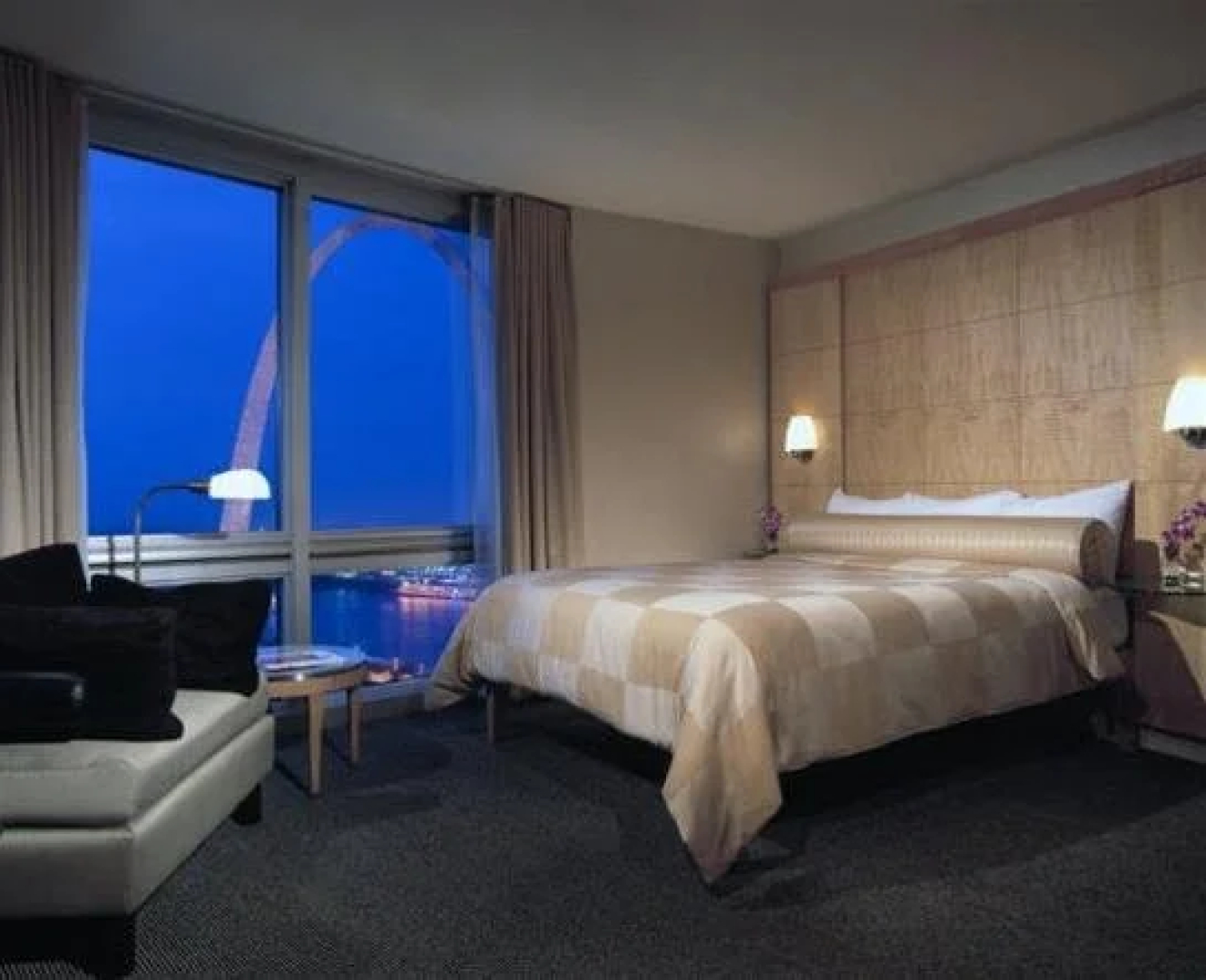 Millennium Hotel St. Louis