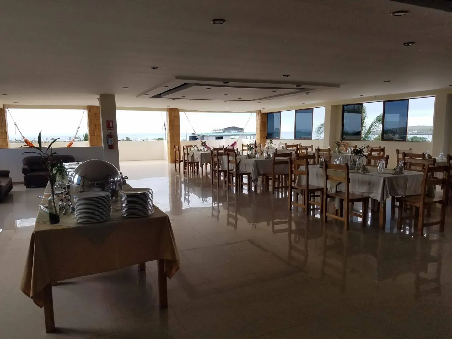 BlueBay Galapagos Planet