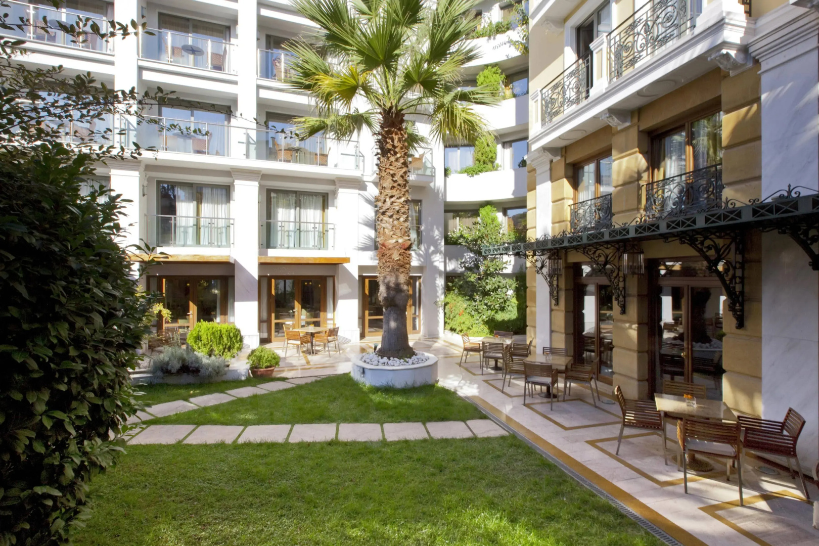 Отель Electra Palace Athens