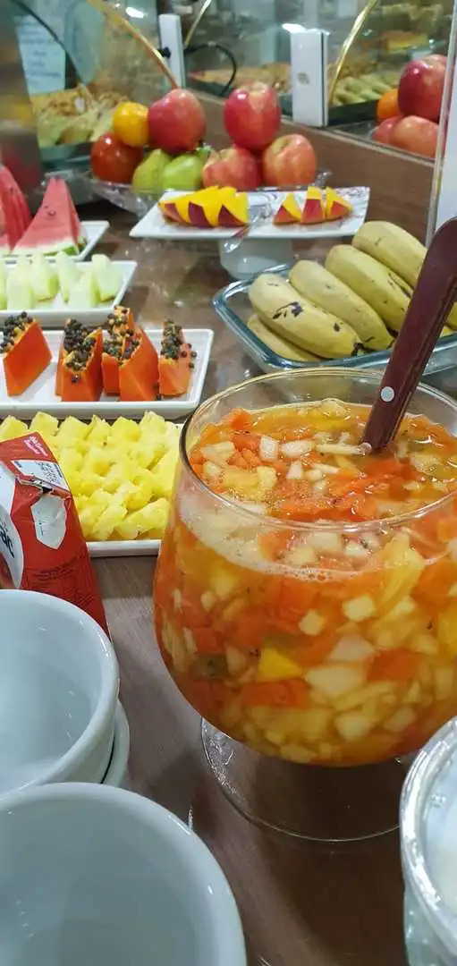 Valeriu's Palace Hotel