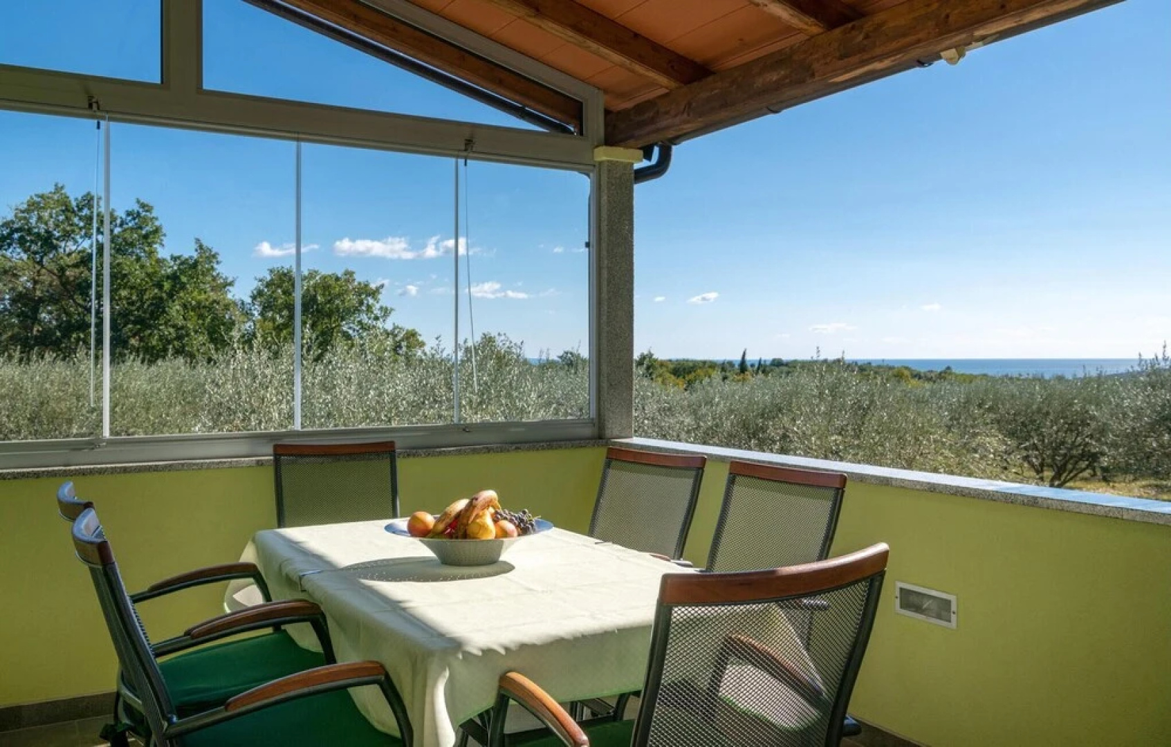Nice Home in Peruski With Wifi and 2 Bedrooms