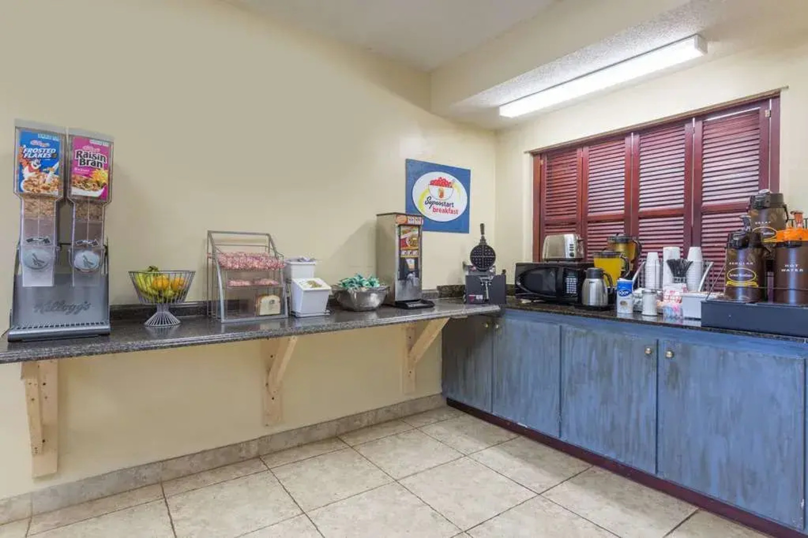 Super 8 Piedmont Greenville Area