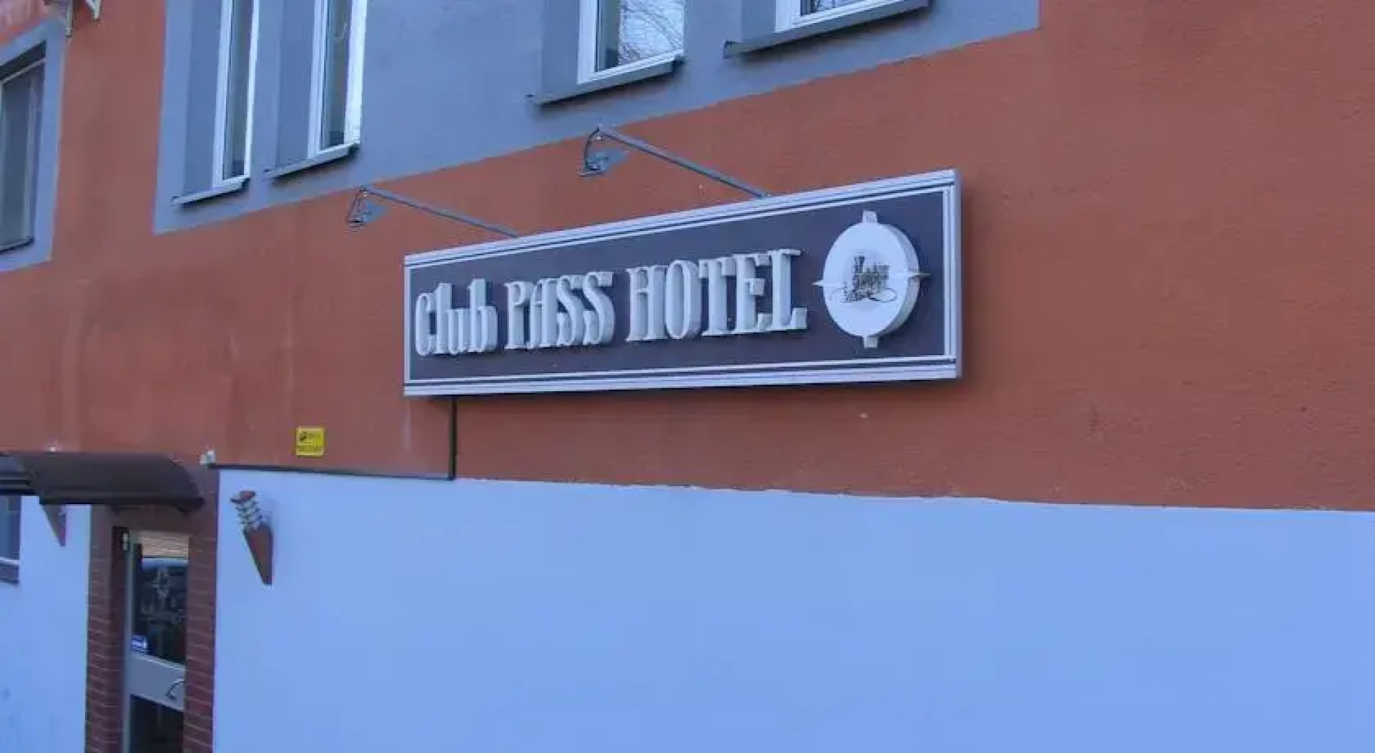 Pass Hotel