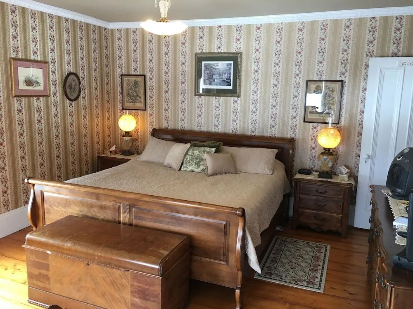 A Seafaring Maiden Bed and Breakfast