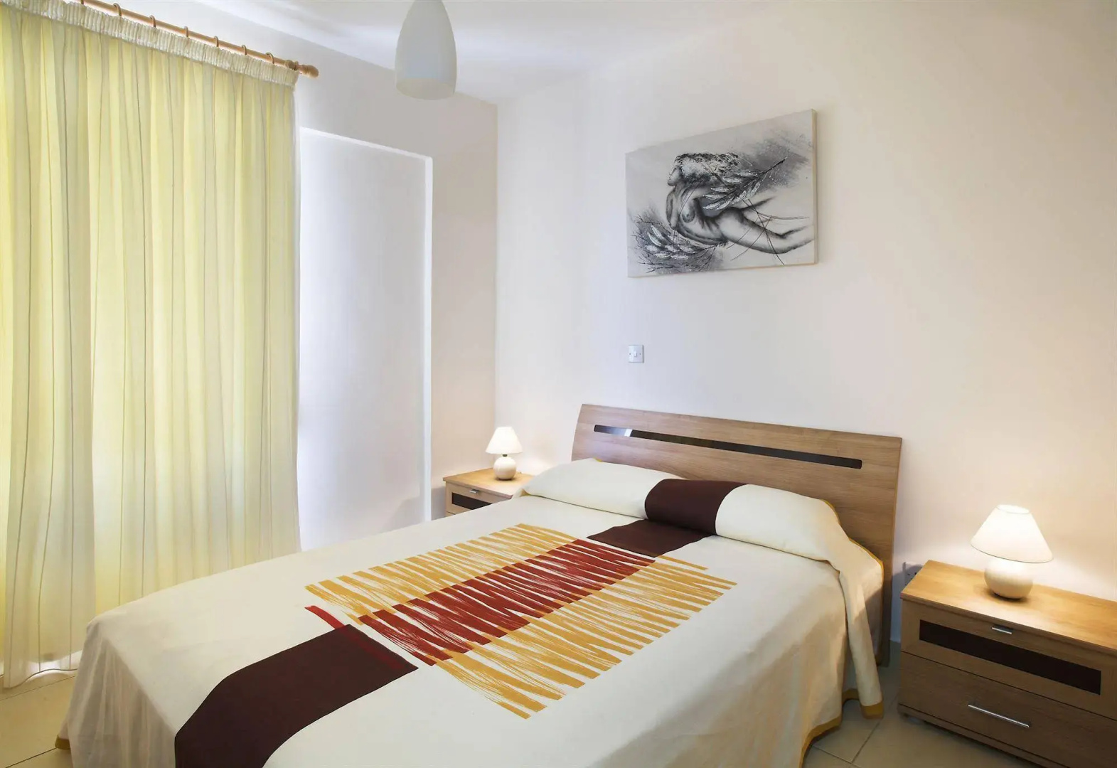 St Nicolas Elegant Residence