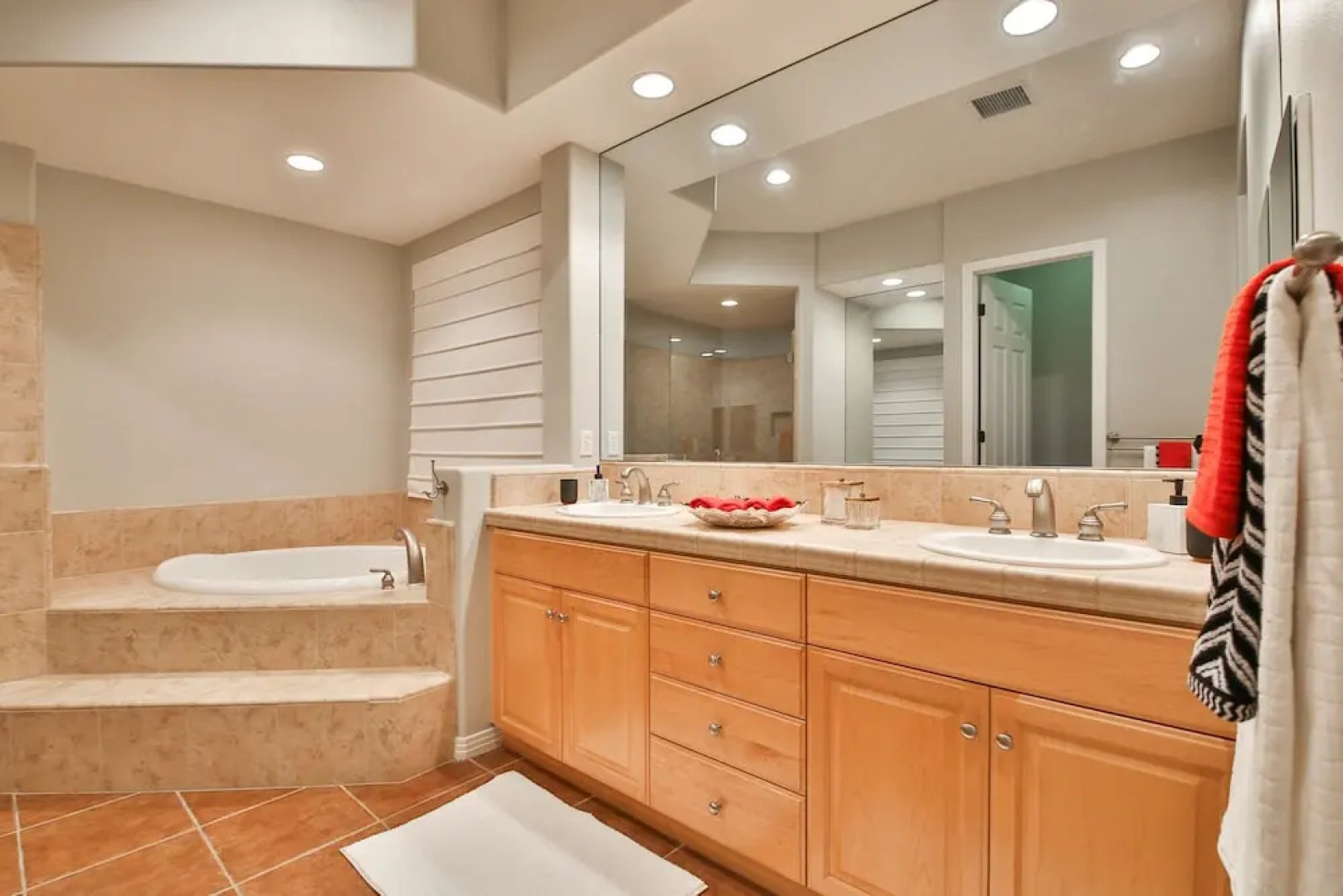 Spring Rain - Four Bedroom Home