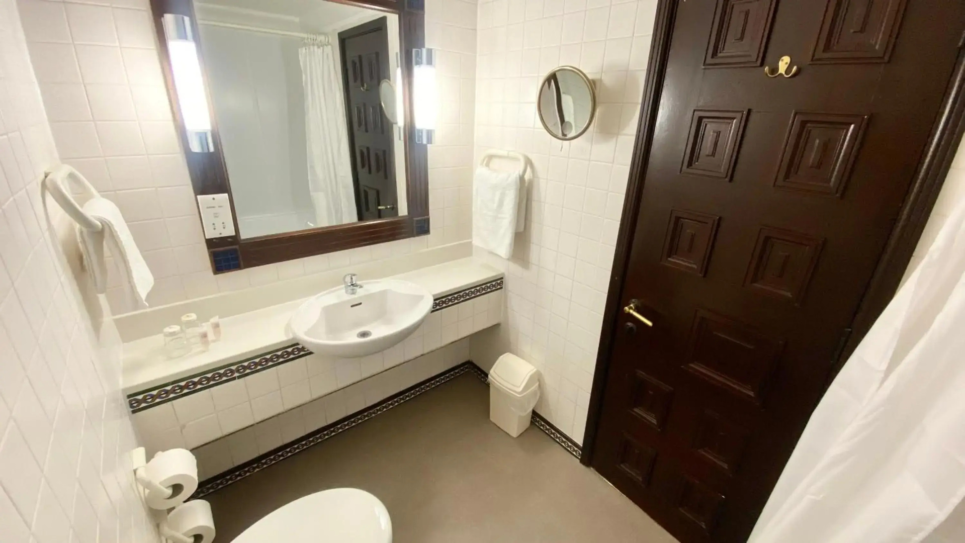 Europa Gatwick Hotel & Spa