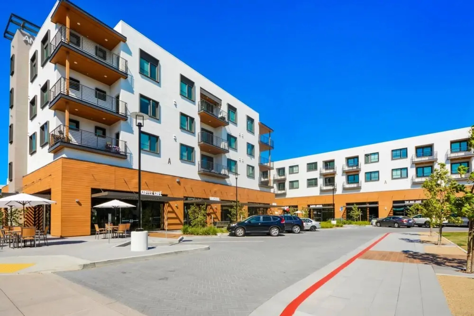 Global Luxury Suites in Menlo Park