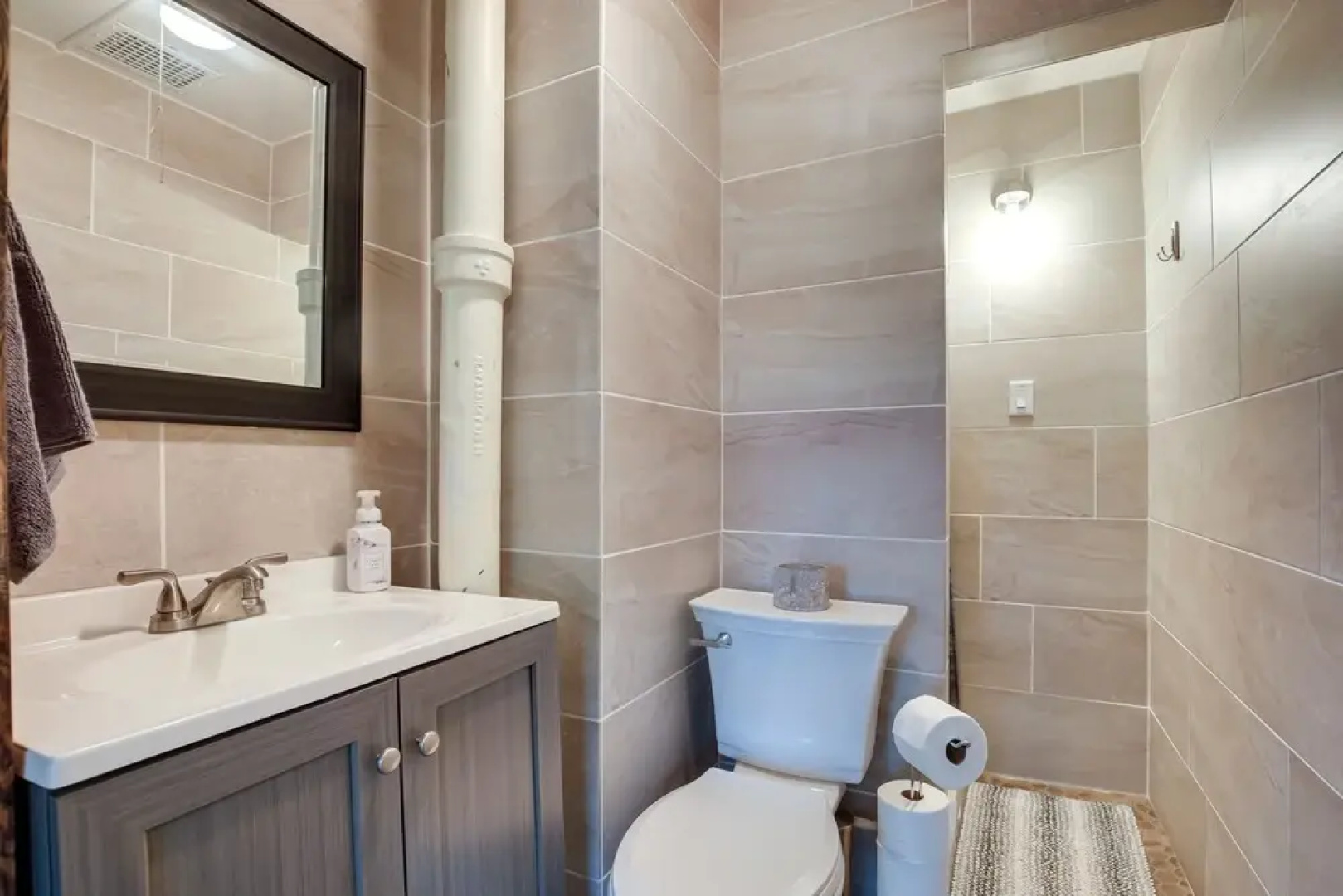Spacious Home in Ramsay: 9 Smart TVs + Pool Table!
