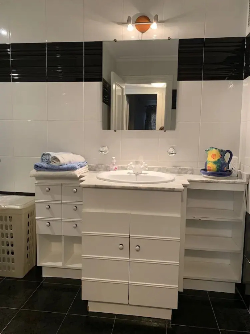 Sunny apartment in Albir el Point