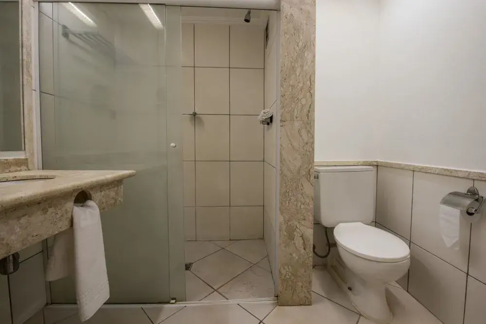 Carlton Plaza Limeira