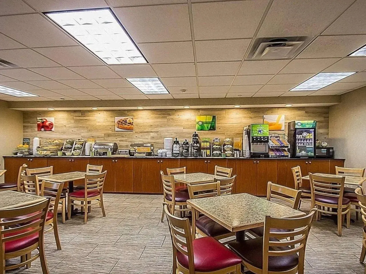 Quality Inn & Suites Fishkill South near I-84