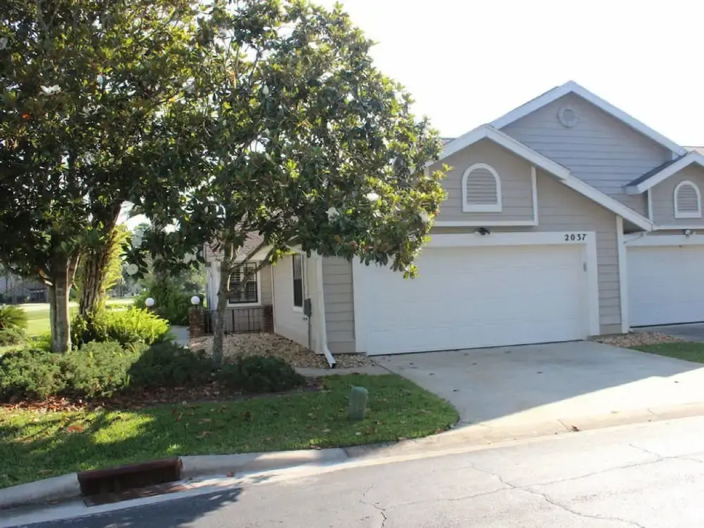 Spruce Creek Fly-In 2037 by Ocean Properties