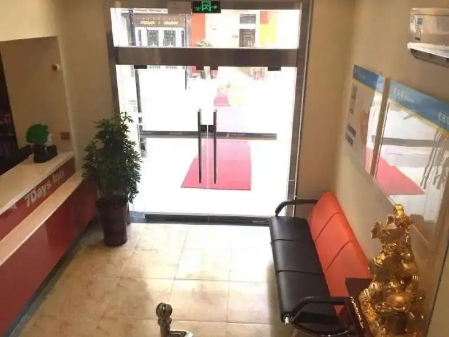 7 Days Inn Ying Shang Lan Xing Jian Cai Market Branch