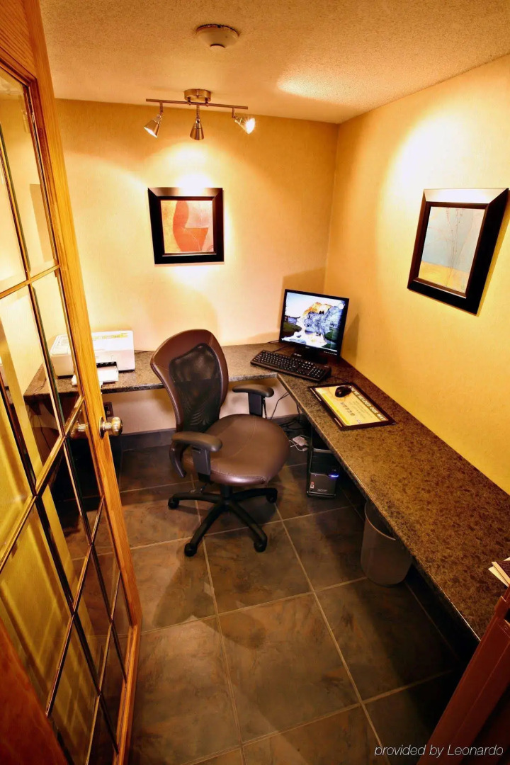 Quality Inn & Conference Centre Downtown