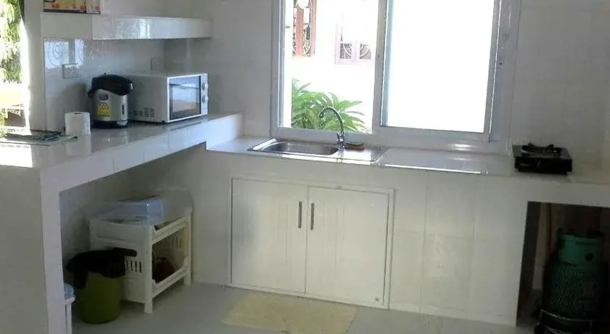 Krisada Beach Resort