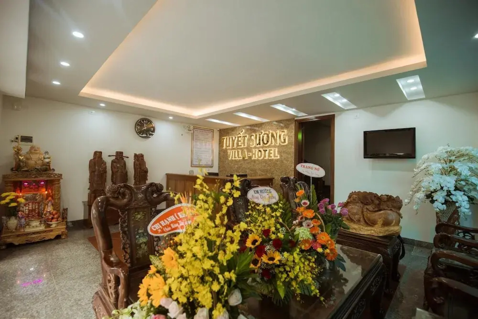 Tuyet Suong Villa Hotel