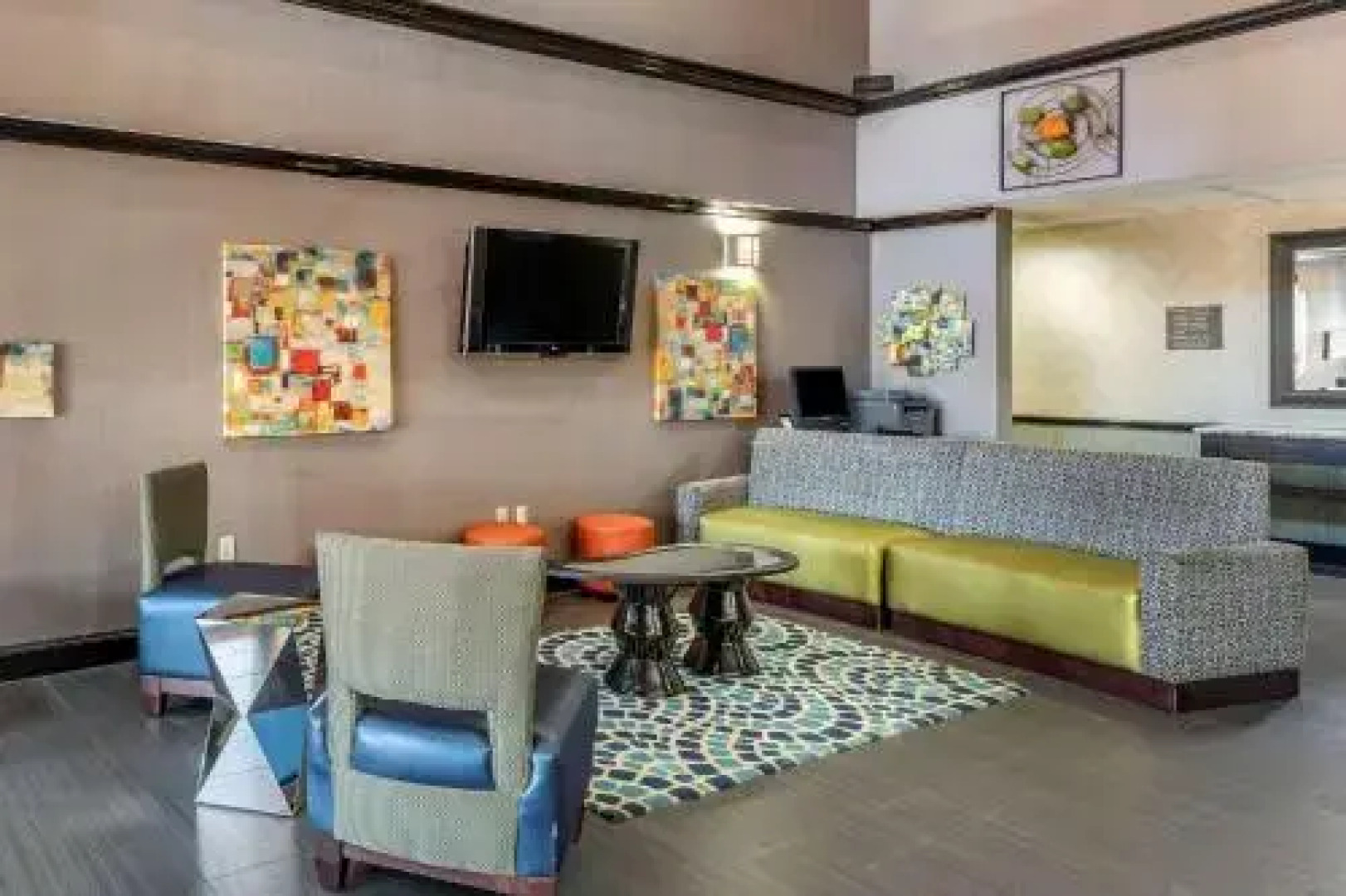 Comfort Inn & Suites