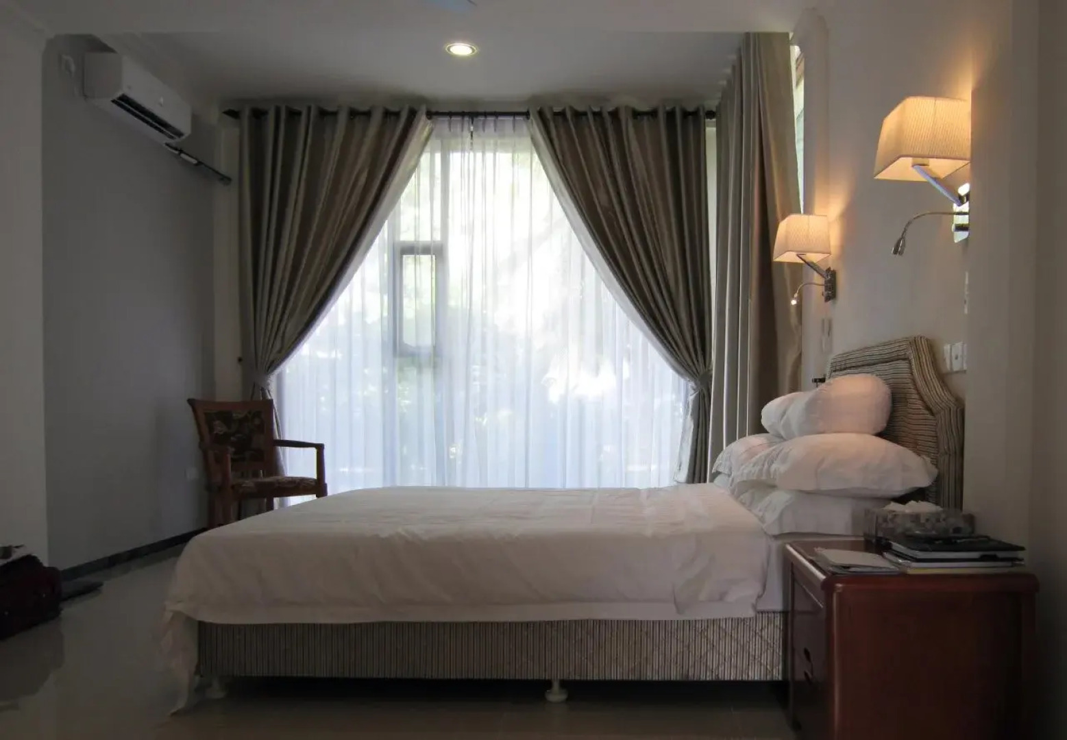 Nazaki Beach Hotel & Spa Maldives