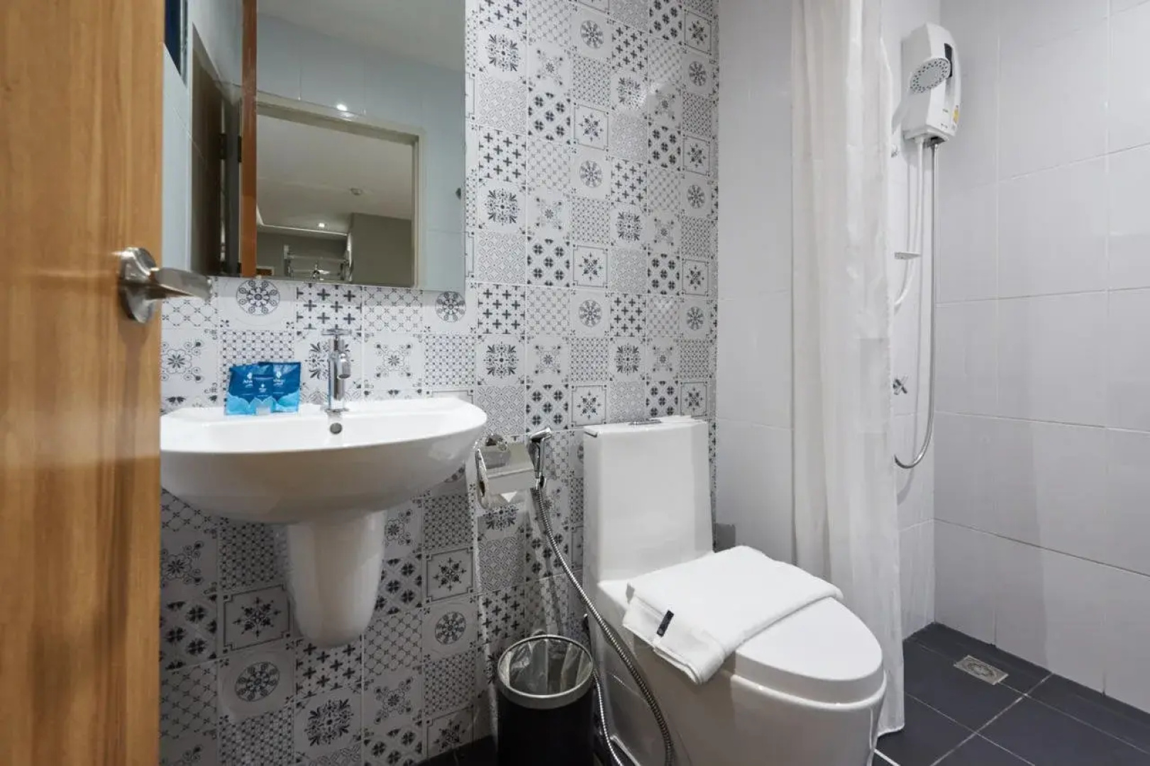 Almas Hotel Bangkok