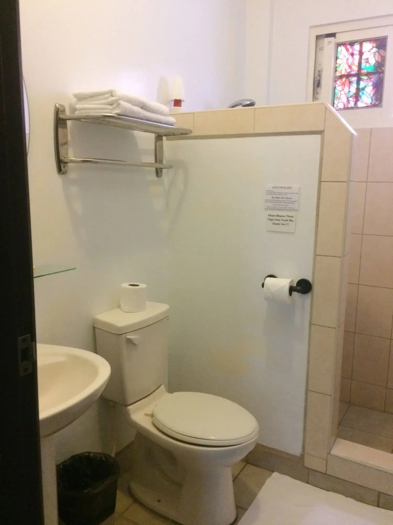 Easy Inn