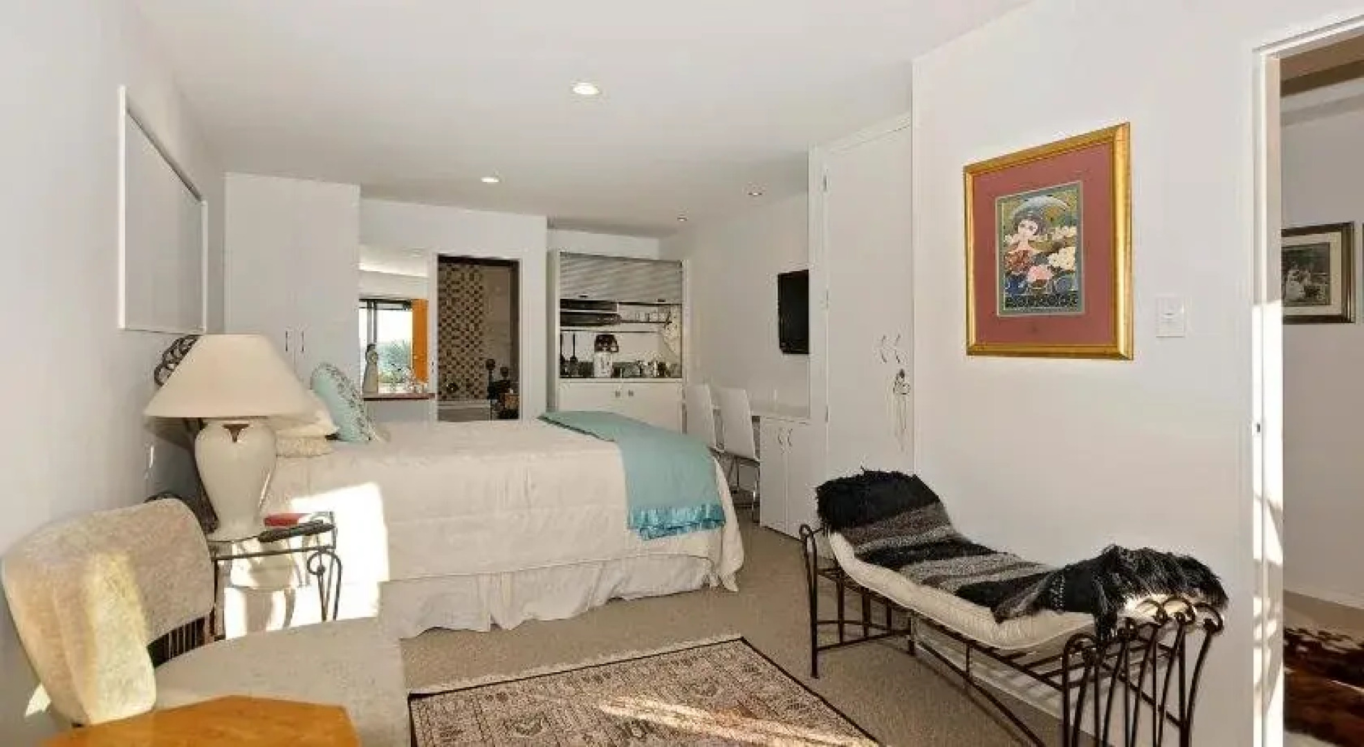 Kapiti Waves Bed & Breakfast