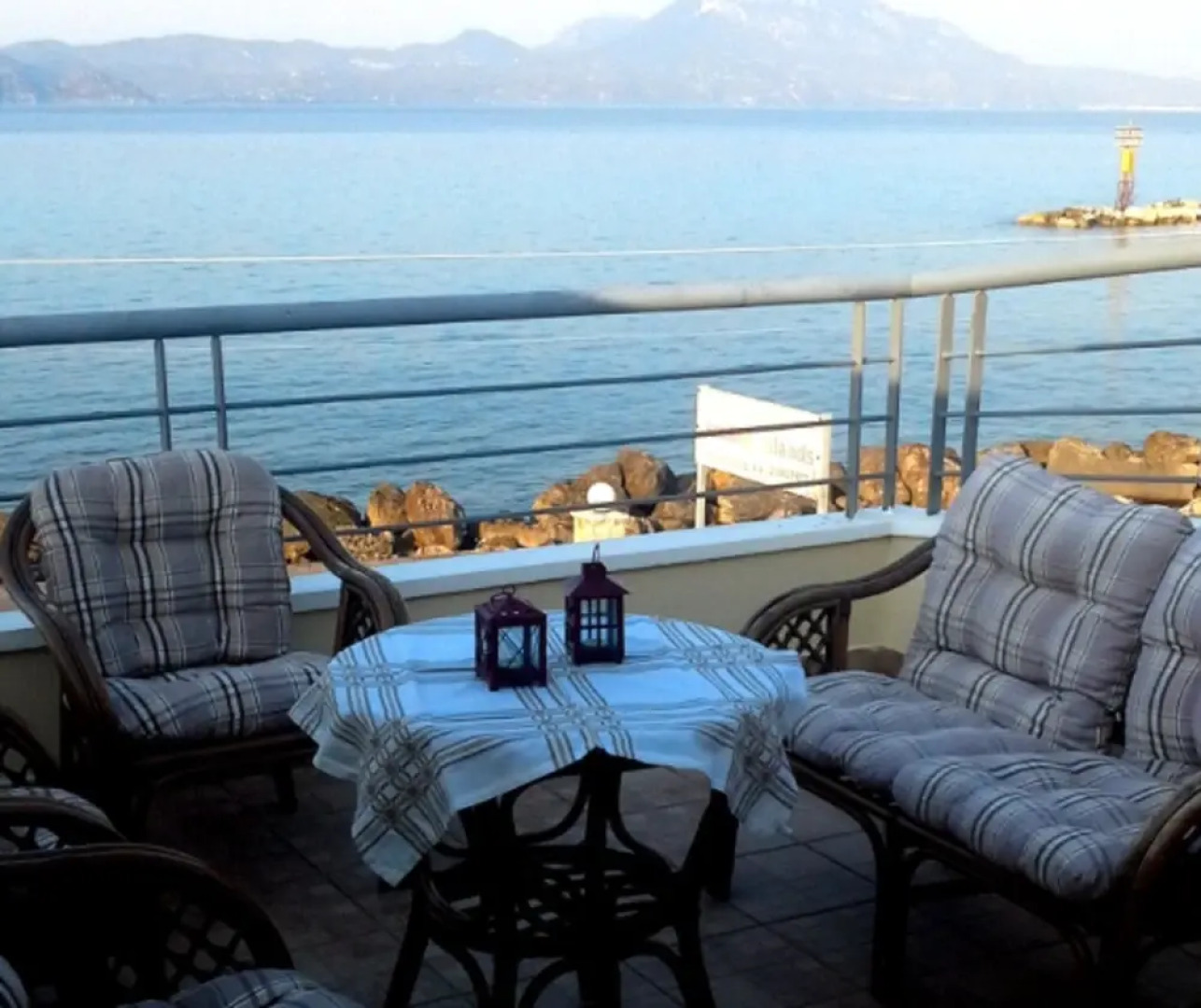 Apartment With in Kiato With Wonderful sea View and Enclos