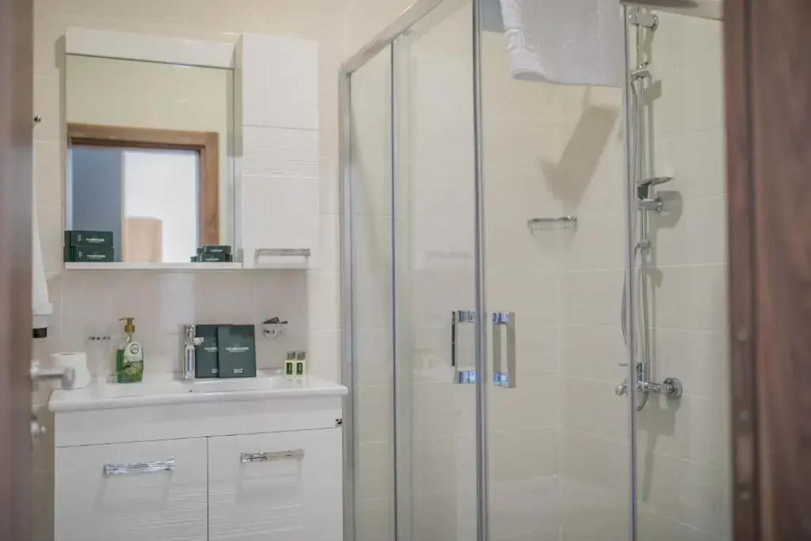 Mourouj Gloria White Palace Hotel & SPA