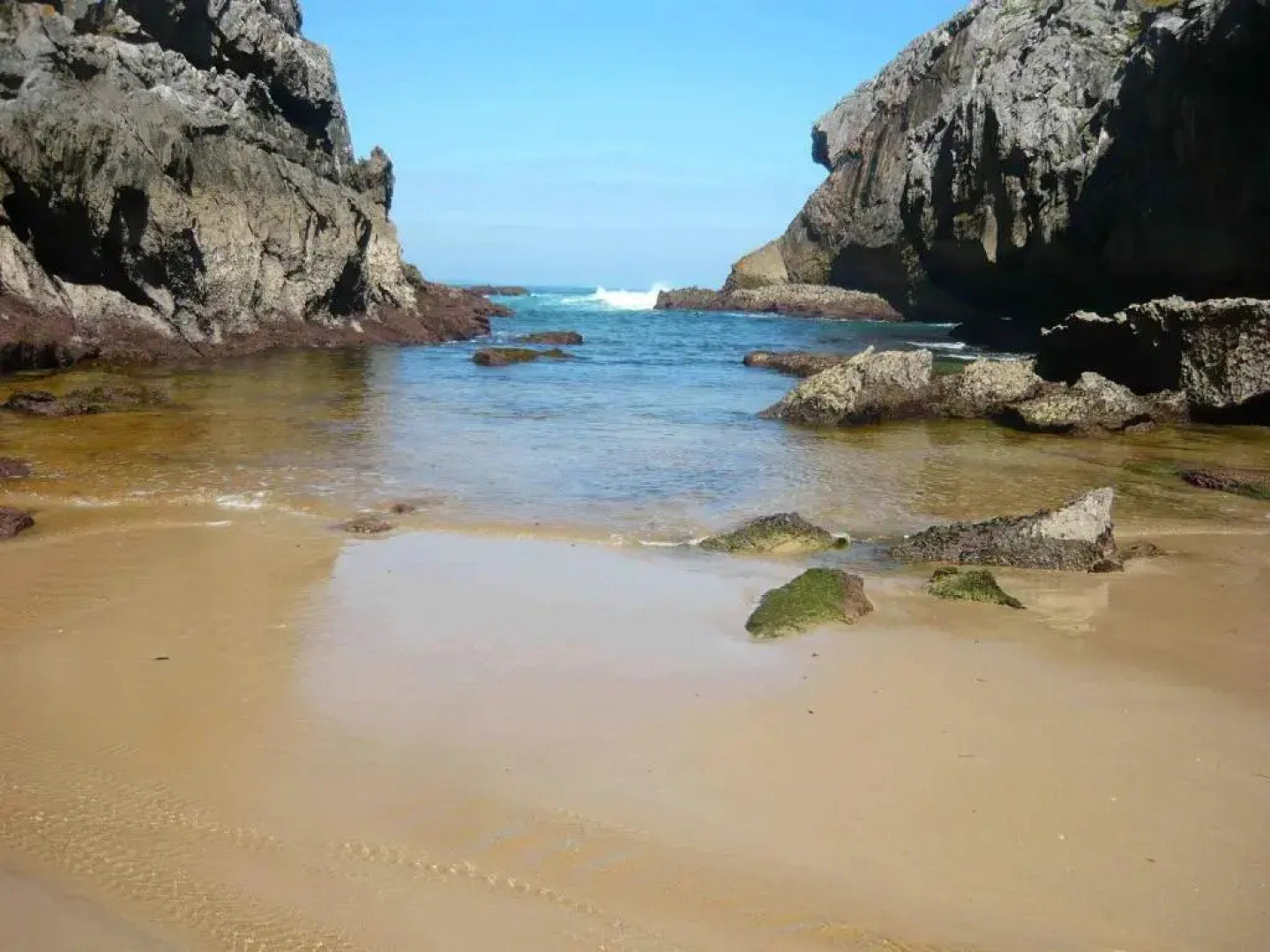 El Pontarron Apartamentos