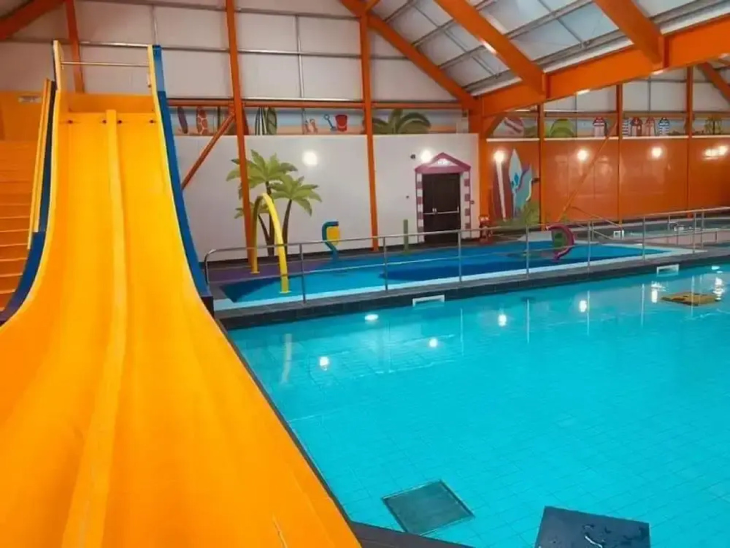 Adorable 2 Bedroom Caravan in Clacton-on-sea