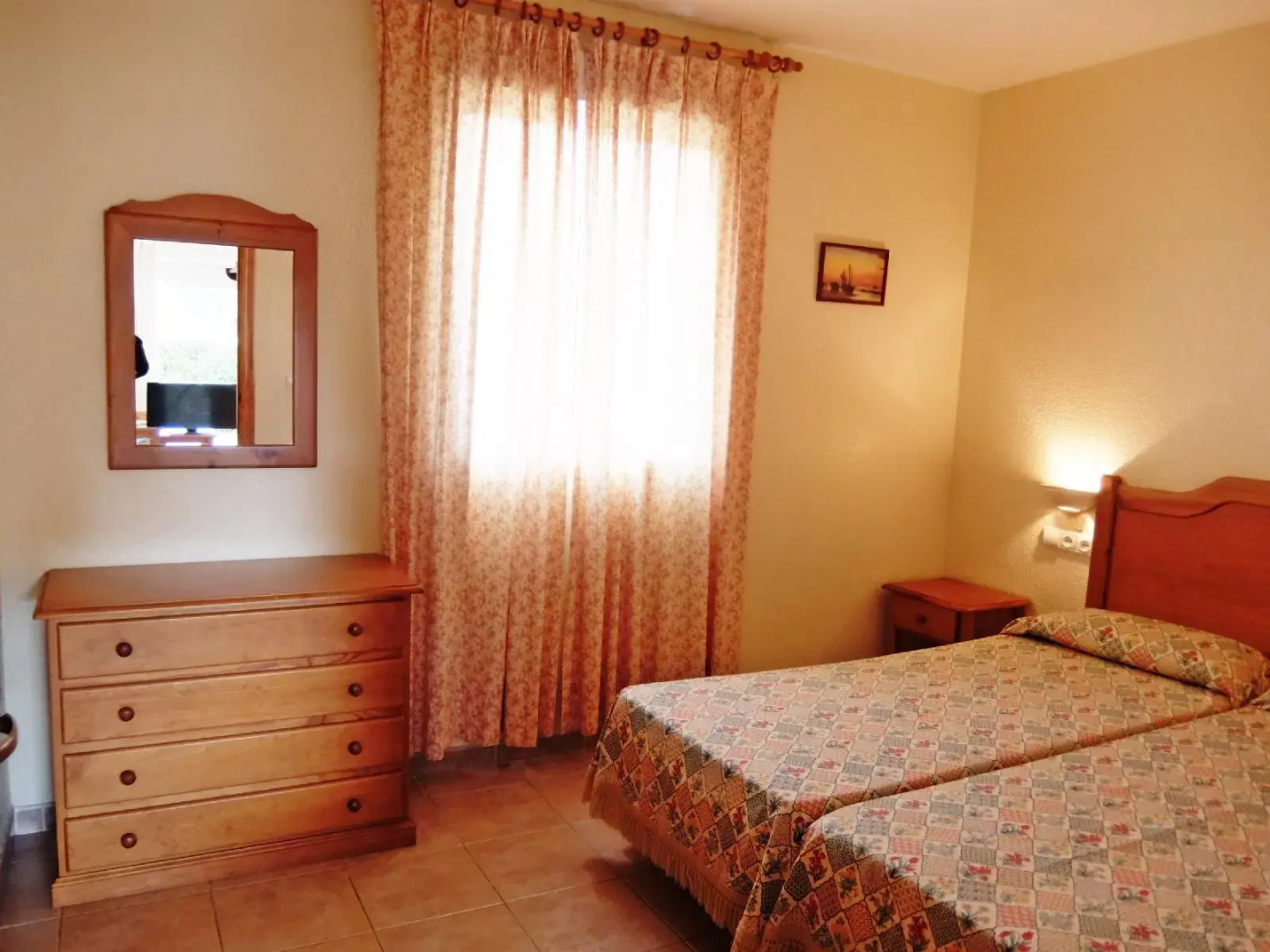 Los Juncos Apartamentos