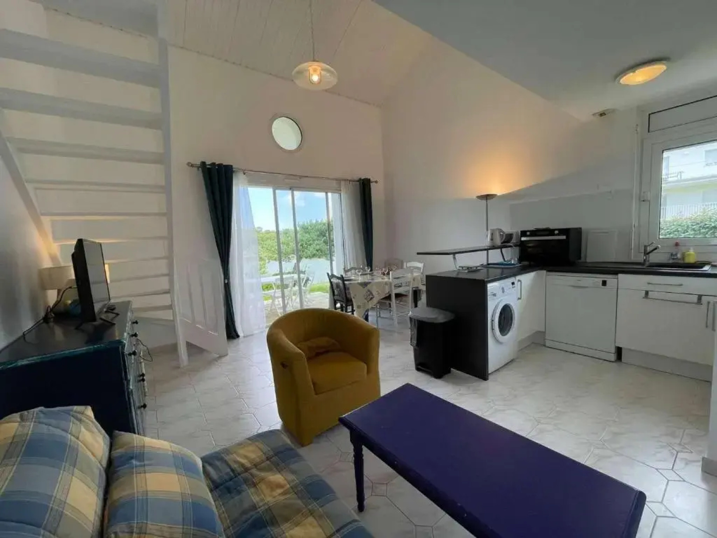 Appartement Saint-Jean-De-Monts, 4 Pièces, 9 Personnes - Fr-1-224c-214