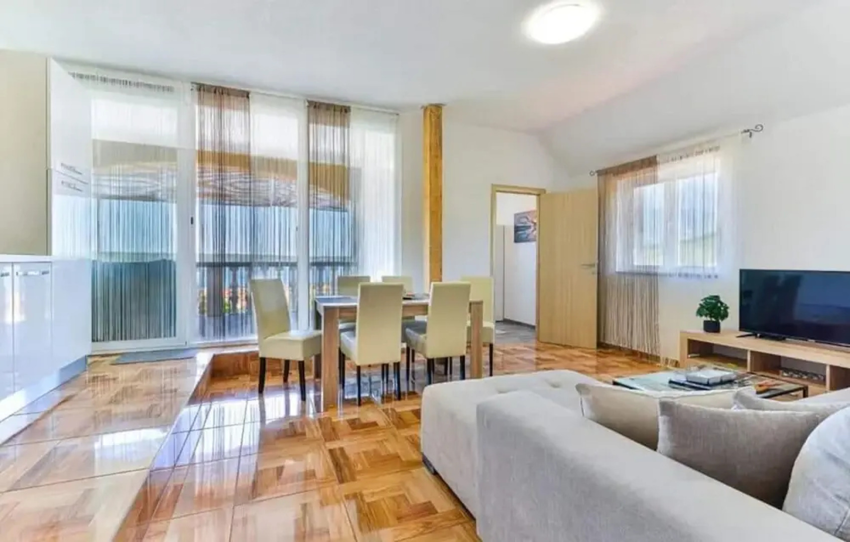 Stunning Apartment in Obrovac With 3 Bedrooms, Wifi and Outdoor Swimming Pool