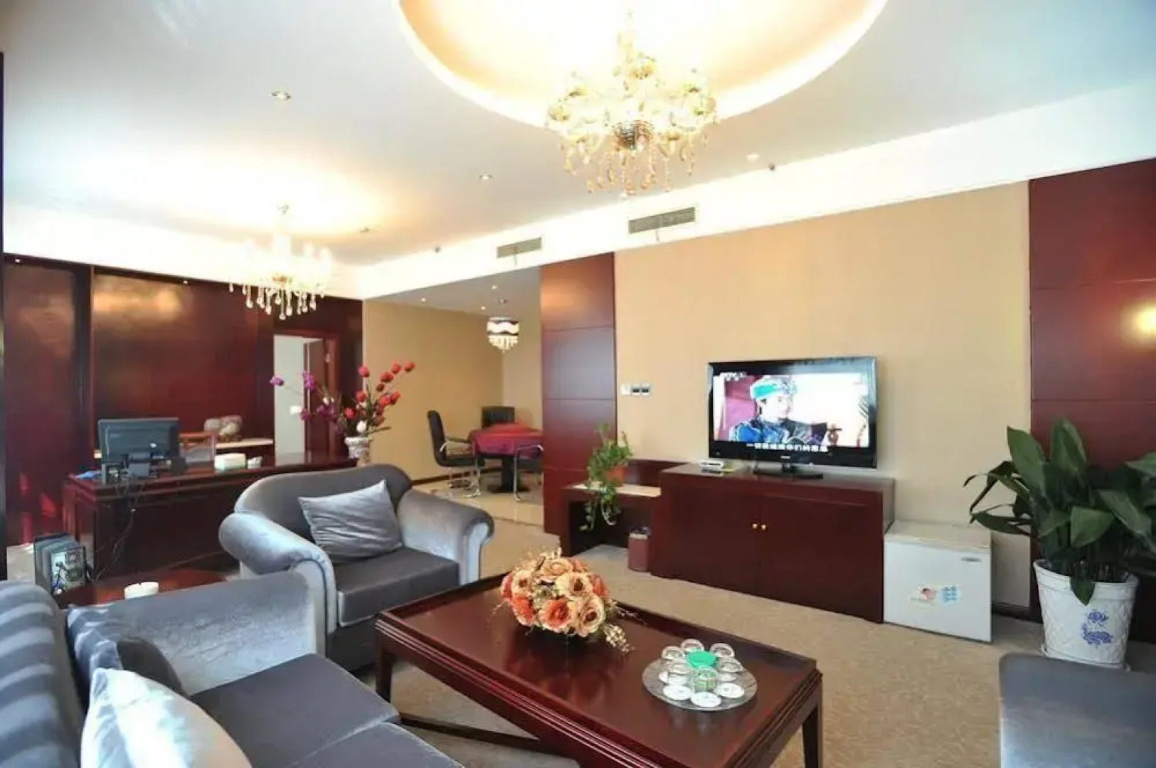 Jinjiang Inn Pinshang Baoji Jing Er Road Train  Station Branch