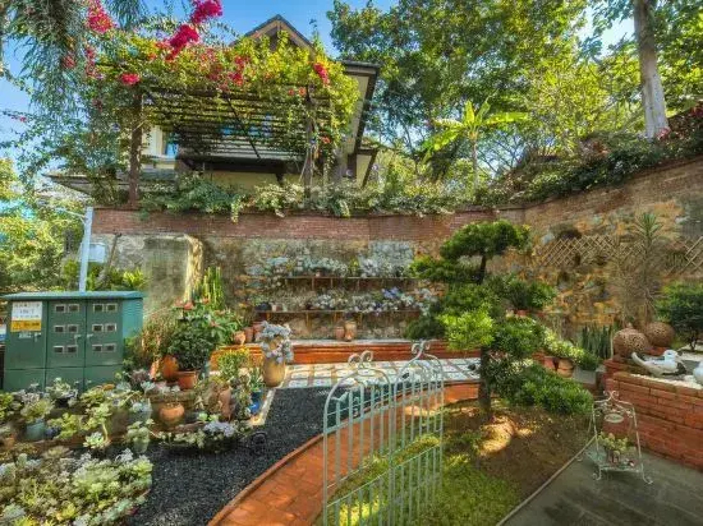 Xishuangbanna Jinghong Zhongtai Homestay (Rainforest Lanshan Branch)