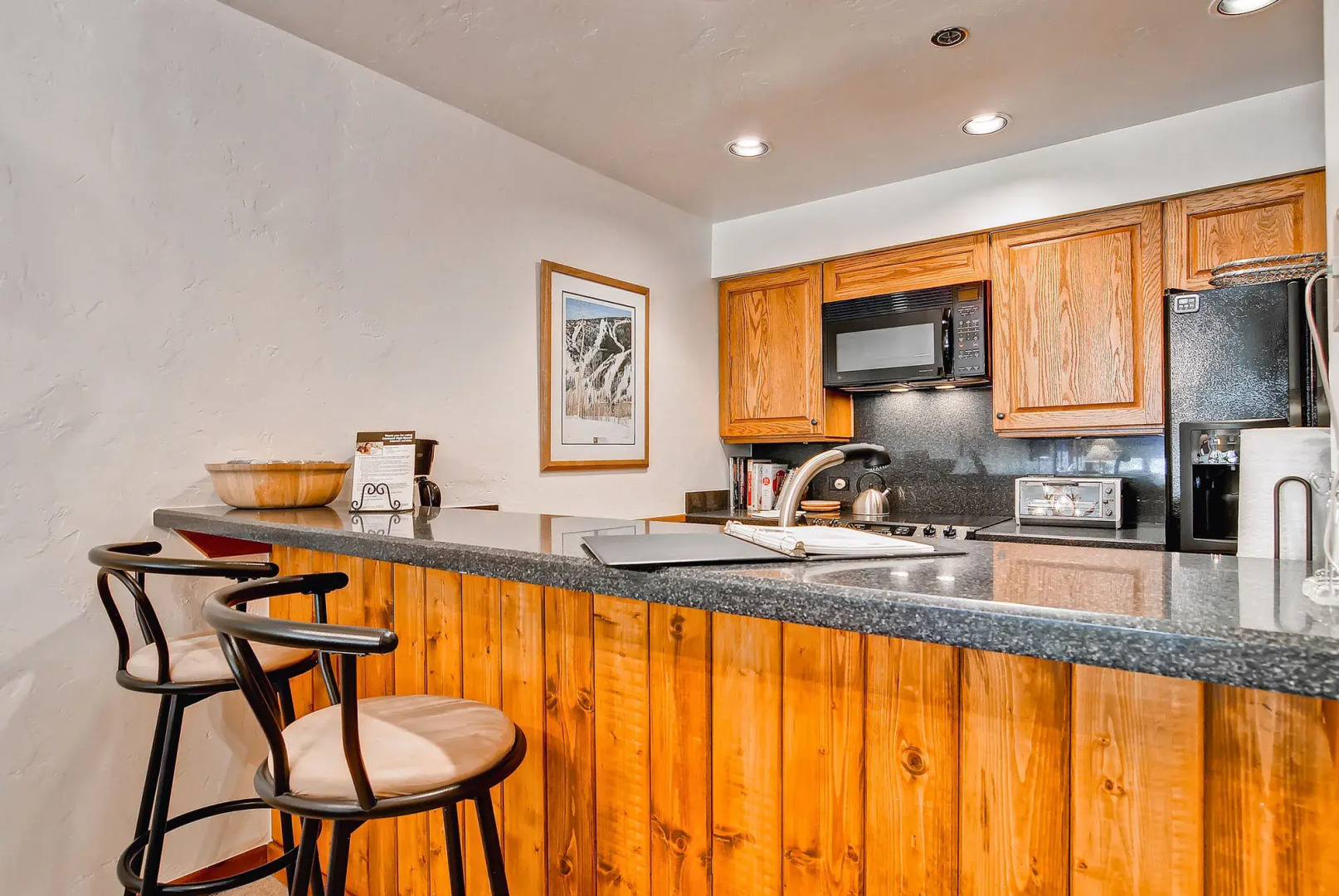 Kiva Lodge by East West Hospitality