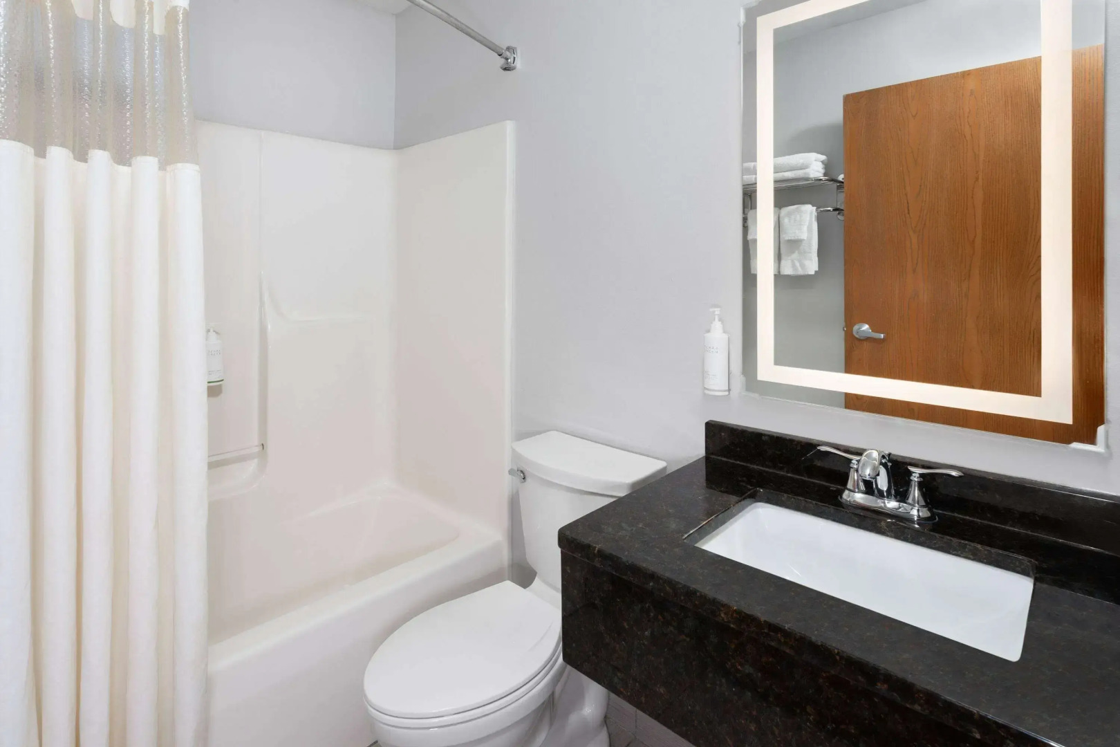 Microtel Inn by Wyndham Janesville