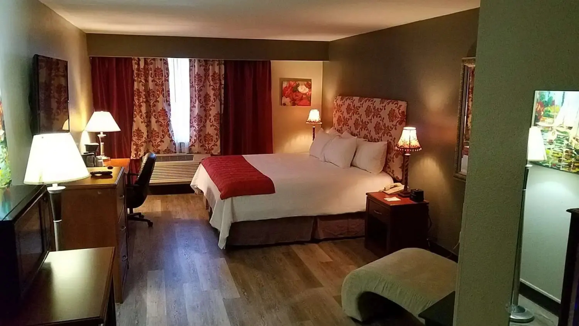 SureStay Plus Hotel by Best Western St. Louis Airport