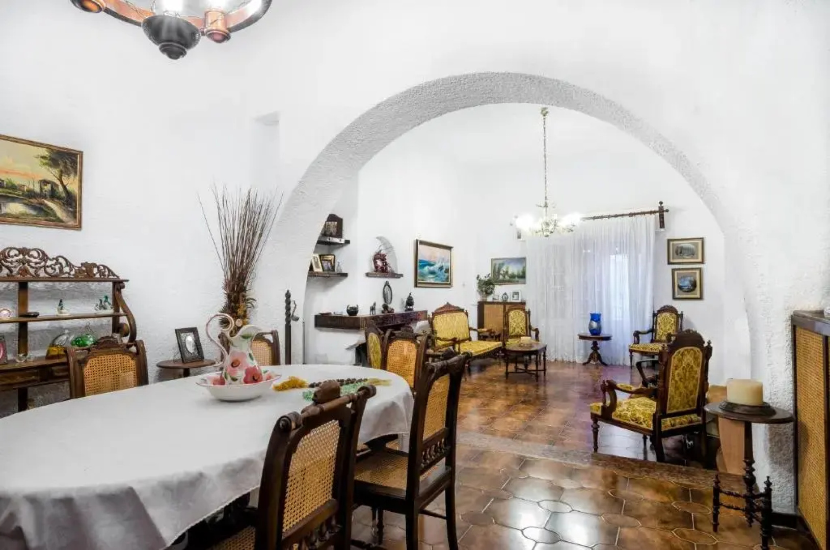 Cretan Ethereal House