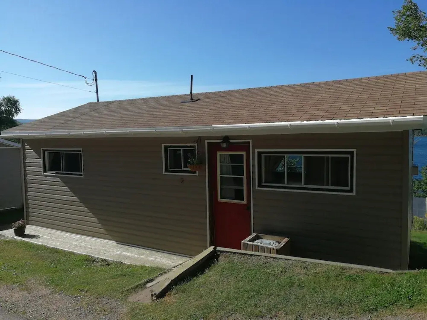 Knotty Pine Cottages