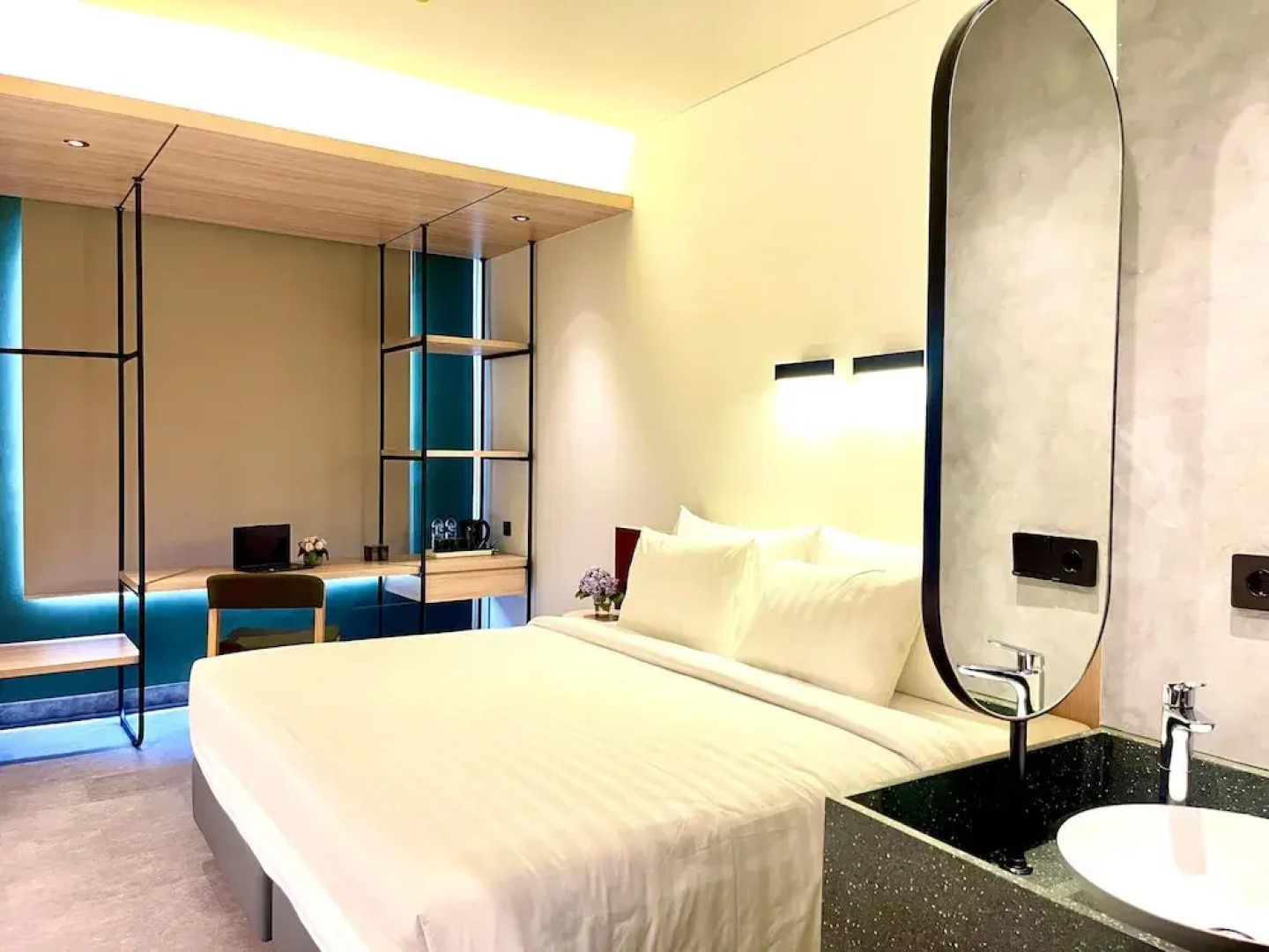 ATOOI Hotel Alam Sutera