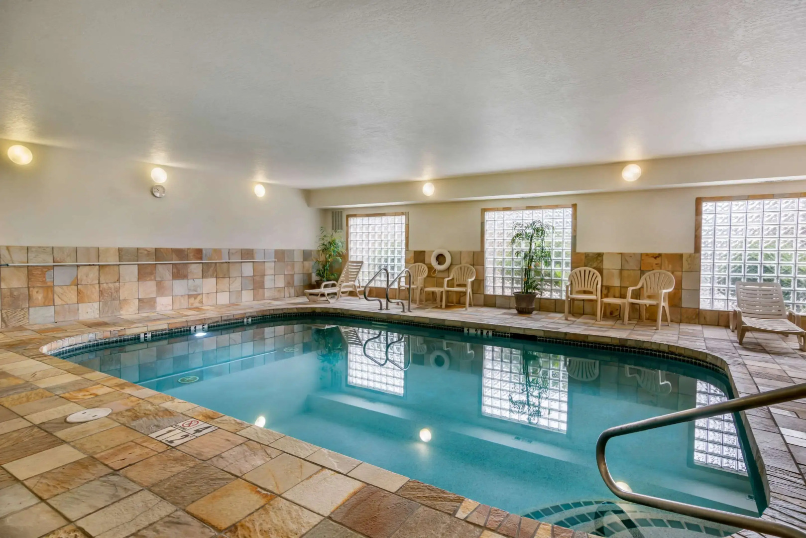 Clarion Pointe Medford